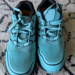 Keen Work Shoes with Composite Toe, and Slip Resistant